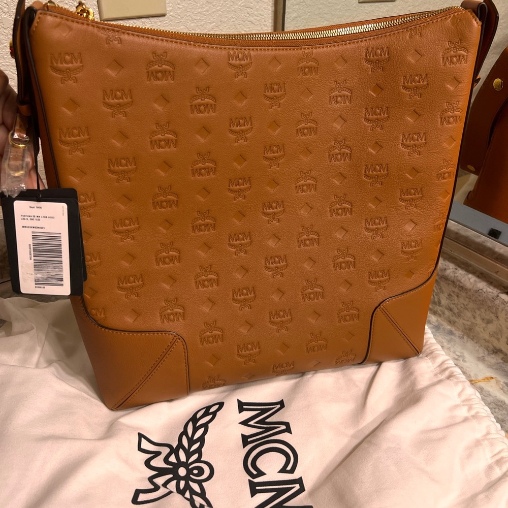 MCM
Large Aren Hobo in Embossed Monogram Leather